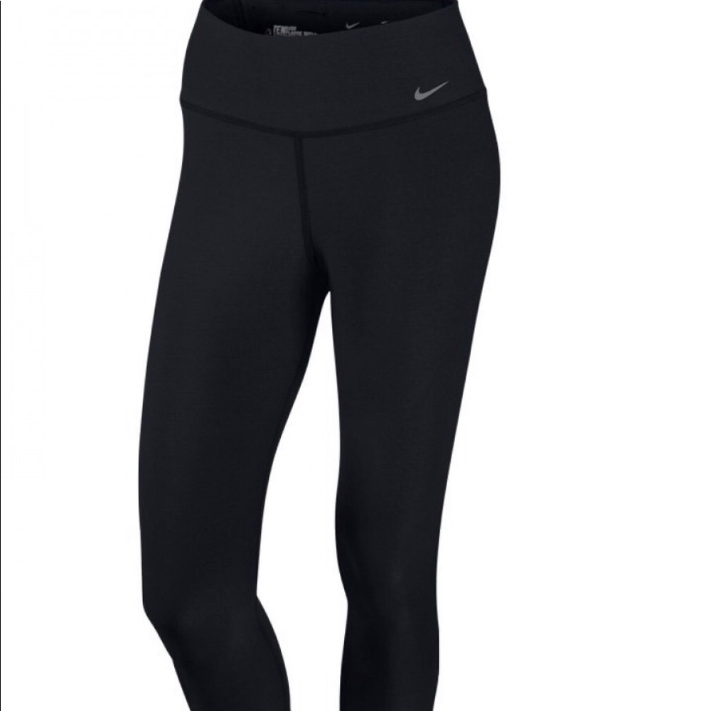 Nike Legend 2.0 women